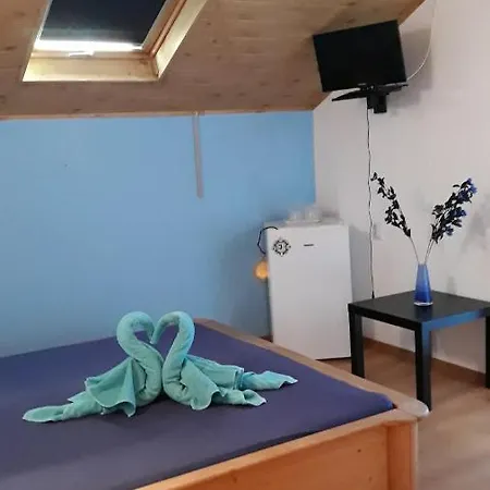 Casa Silvia 게스트하우스 2*