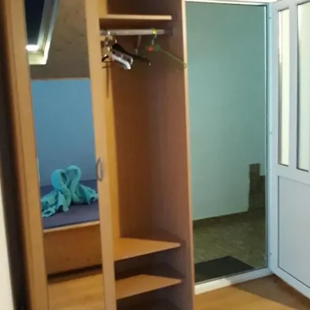 Casa Silvia בית הארחה 2*